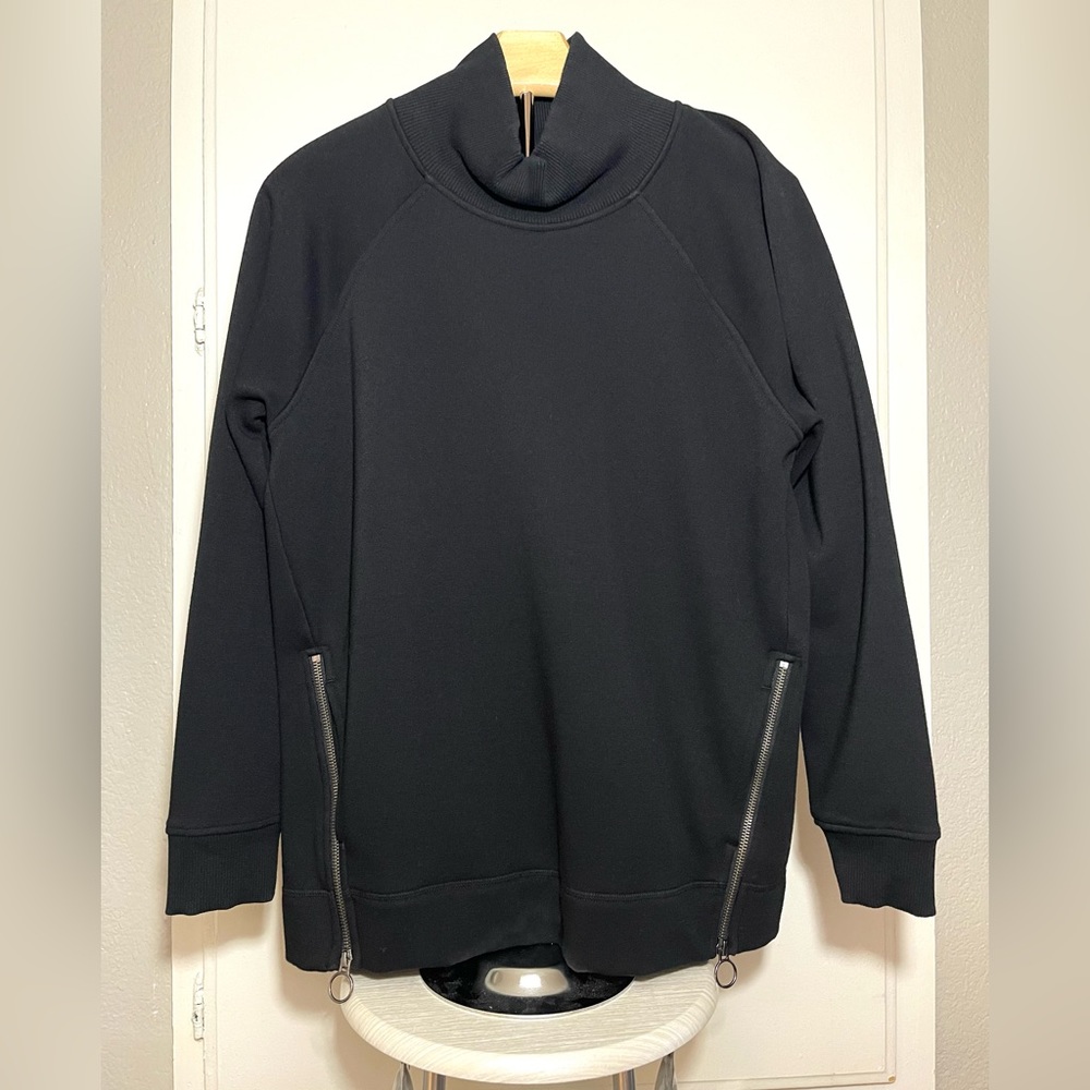 Athleta Cozy Karma Turtleneck Pullover